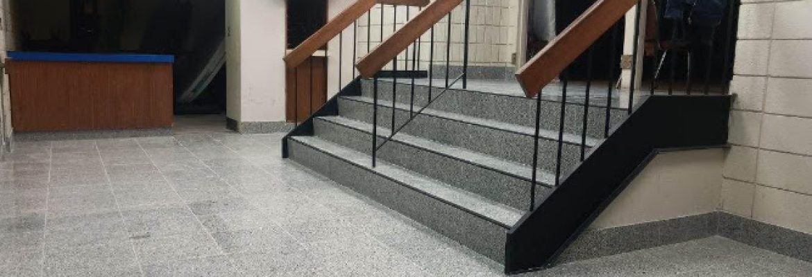Valley Floor Covering