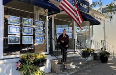 Johanna Pena, Realtor