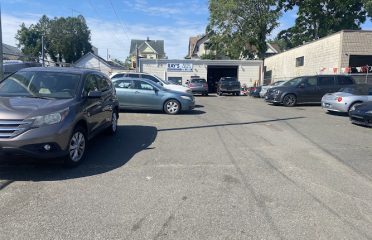 Ray’s Auto Sales