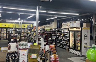 Whiskey and Wine World
