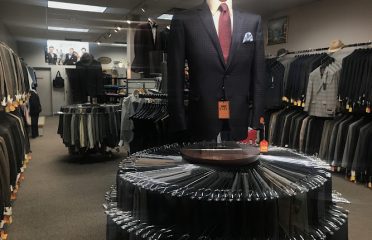Ken’s Clothiers – Tux & Tailors