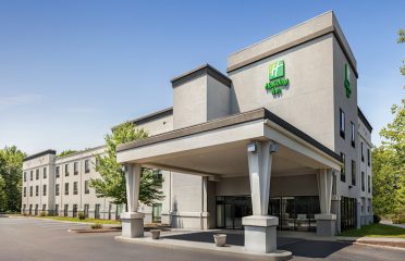 Holiday Inn Cheshire – Southington by IHG