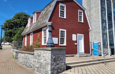 Nathan Hale Schoolhouse