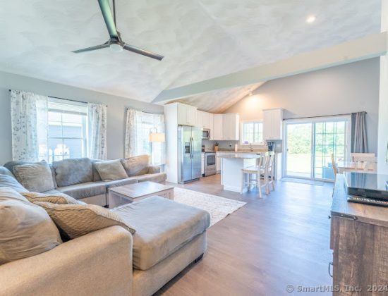 Liz Scranton, Kazantis Real Estate