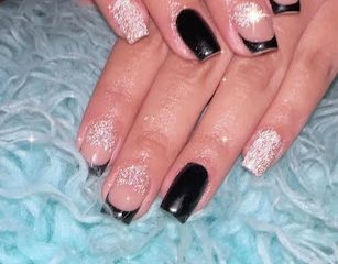 Yessi nails