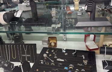 6 Guys Pawn