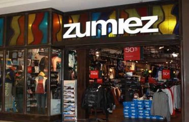 Zumiez