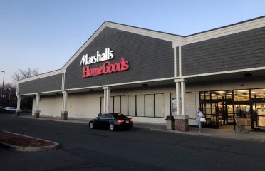 Marshalls & HomeGoods