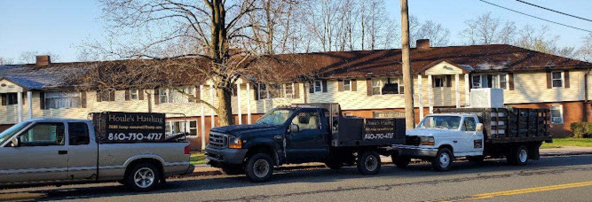Houle’s Hauling