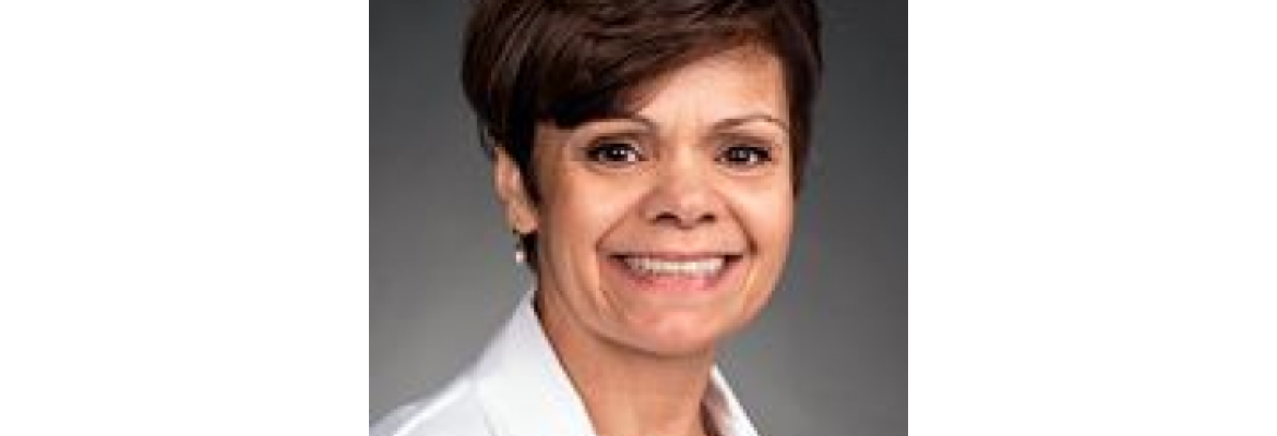 Laurinda Santos, MD