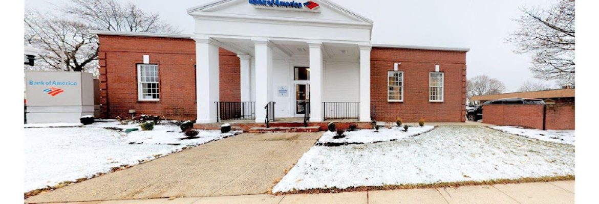 Bank of America (with Drive-thru ATM)