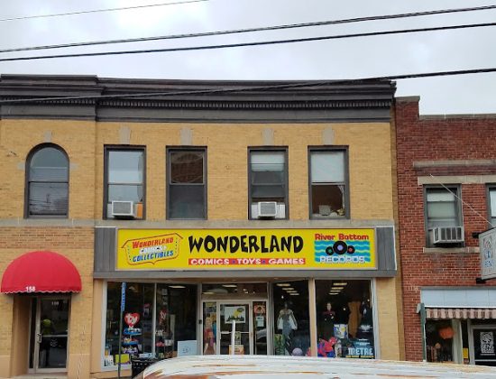 Wonderland Comics