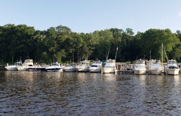Middlesex Yacht Club