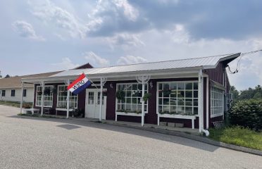 Cottage Gardens Bakery & Greenhouses