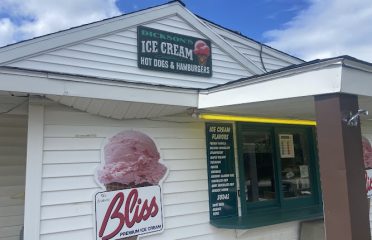 Dickson’s Snack Shop