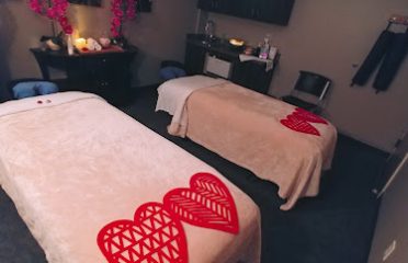 Hand & Stone Massage and Facial Spa