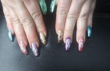 Pretty Nails and Spa