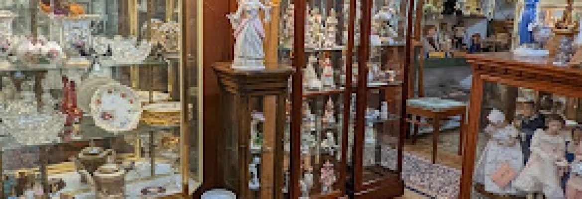 Van’s Elegant Antiques