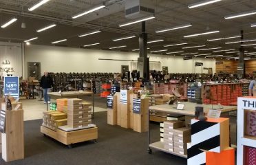DSW Designer Shoe Warehouse