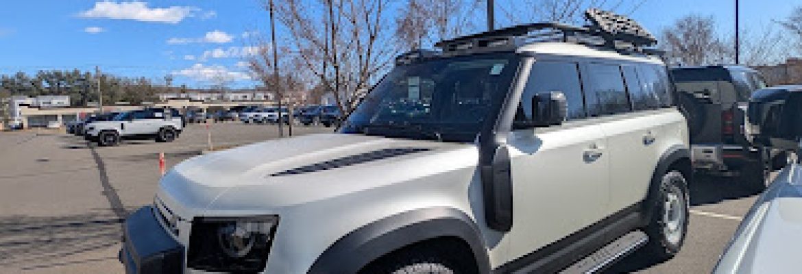 Land Rover North Haven