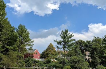 New Canaan Nature Center