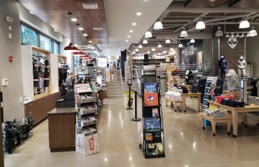 Barnes & Noble UConn Hartford Bookstore