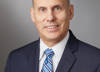 Raul J Guzman, MD