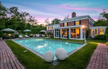 Paula Fahy Ostop, Realtor