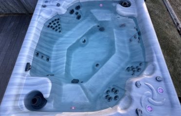 Oasis Outdoor Experts LLC