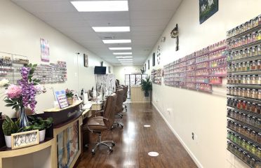 C T Hair & Nails