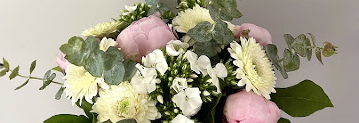 Blooms by El