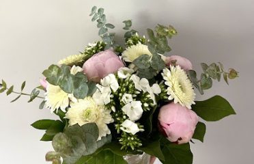 Blooms by El