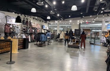 The North Face Westfarms Shopping Mall