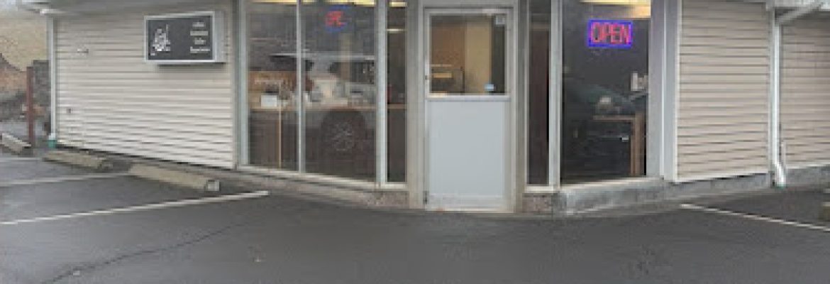 Café Real Terryville Ave