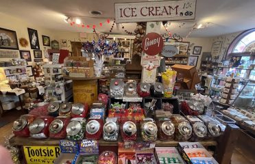 Goodspeed’s Station Country Store