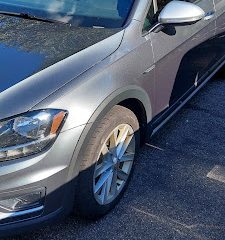 Kennie’s Auto Body & Rebuilding
