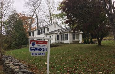 The Landau Team of RE/MAX Right Choice, Realtors in Newtown and Fairfield County