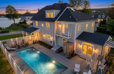 Erin McNamara, Realtor, REMAX on the Bay