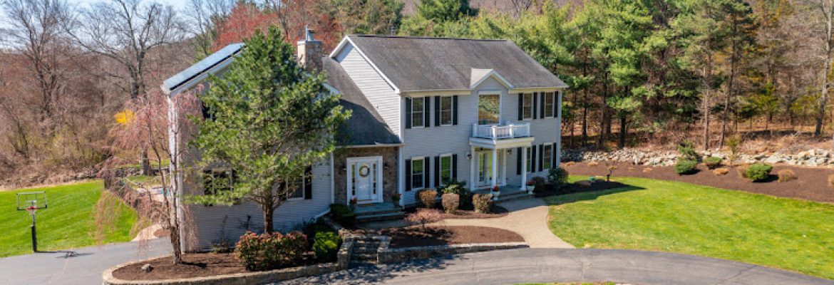 Angelina Valentini, Coldwell Banker Realty – CT, FL & NY