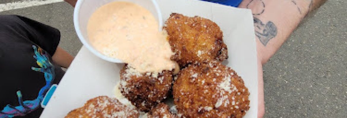 Chompers Food Truck