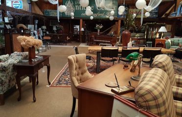 Consign & Design Shoreline