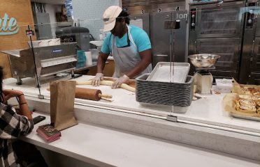 Cinnabon