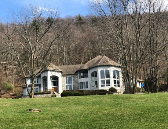 Michael Kahn, William Raveis Real Estate, West Hartford, CT