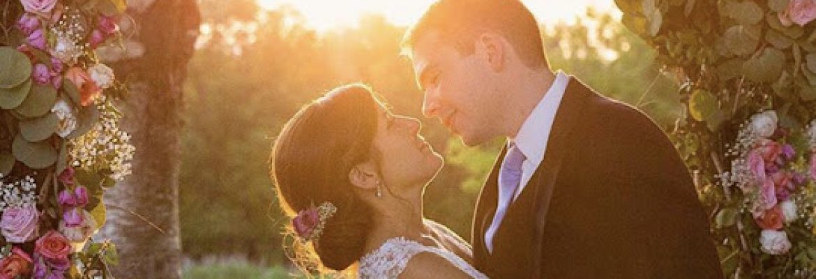 Your Bridal Suite: Traveling Formal Hair And Airbrush Makeup