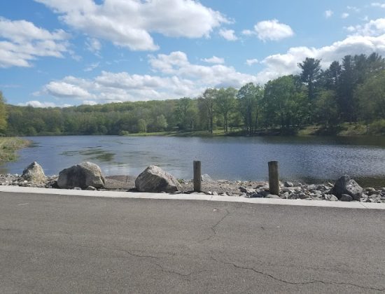 Hop Brook Lake