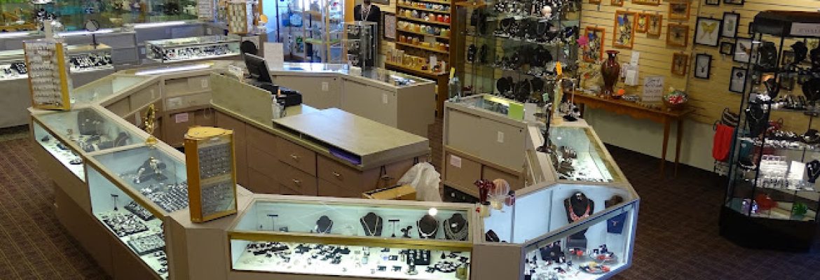 Artistic Jewelry Shop at Nature’s Art Village