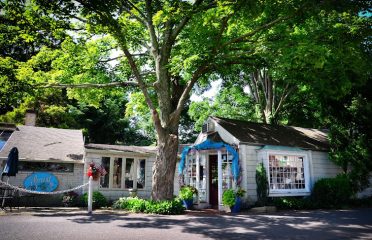 Guilford White House Florist
