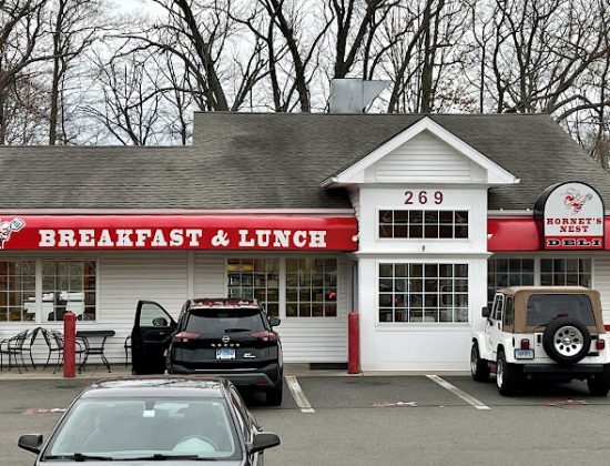 HORNET’S NEST Breakfast – Lunch – Catering