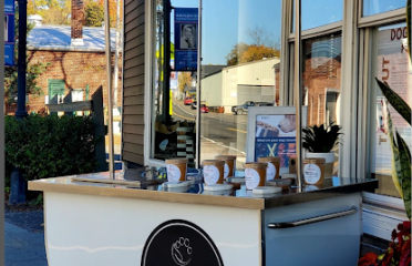 Paul’s Custom Pet Food Kitchen + Market