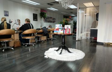 Perfect 10 Nails & Spa